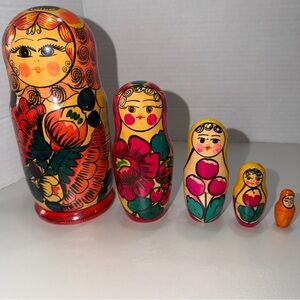Large 8"  Vintage Russian Matryoshka  Wooden Nesting Dolls  5-Piece